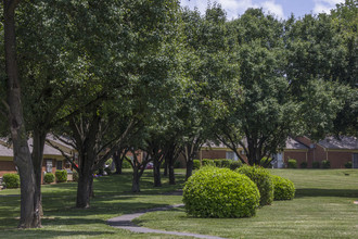 Cedar Greene Apartments in Charlotte, NC - Foto de edificio - Building Photo