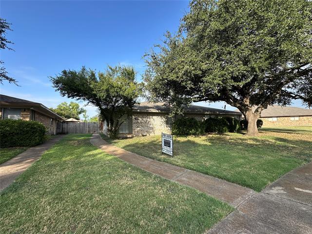 property at 306 Towne House Ln