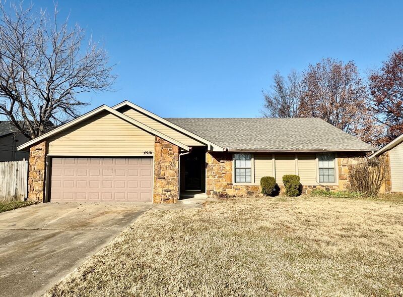 4510 W Lansing Pl in Broken Arrow, OK - Building Photo