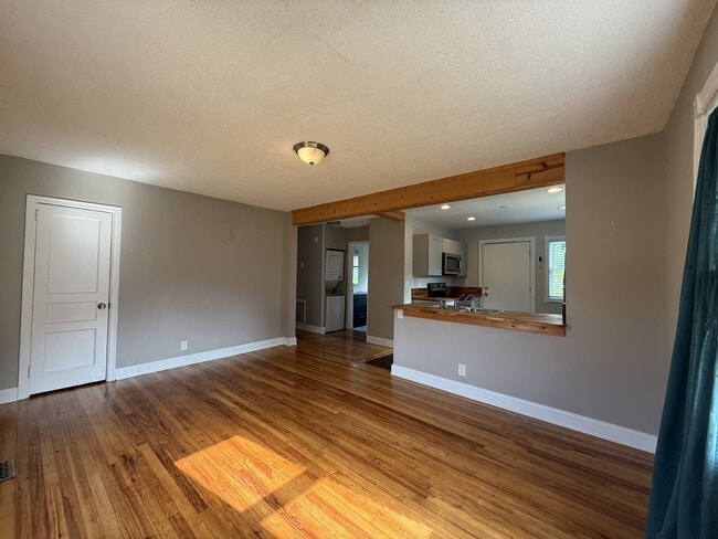 2336 Boxwood Ln NE in Knoxville, TN - Building Photo - Building Photo