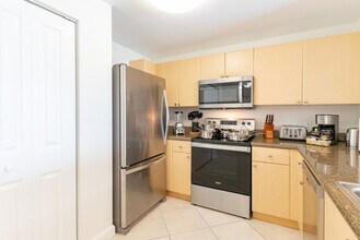 3256 SW 22nd Terrace in Miami, FL - Building Photo - Building Photo