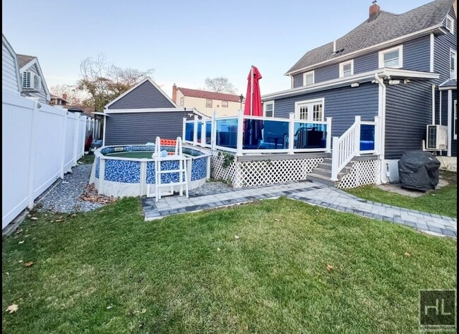 3rd avenue in East Rockaway, NY - Building Photo - Building Photo