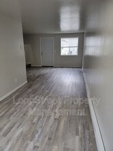 1622 College St in Philomath, OR - Building Photo - Building Photo