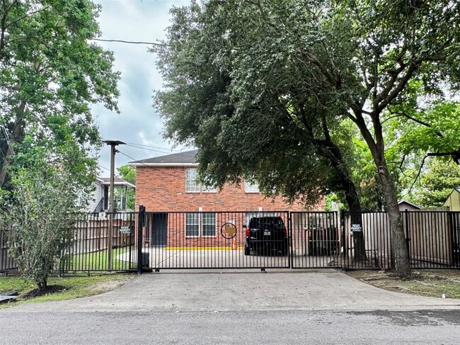 property at 2110 Turner Dr
