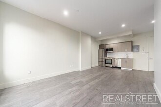 Giant 1 BED in Bushwick! in Brooklyn, NY - Building Photo - Building Photo
