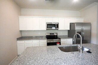 1019 Tundra Teal Ln in Columbia, SC - Building Photo - Building Photo