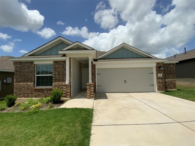 240 Barcelona in Kyle, TX - Foto de edificio - Building Photo