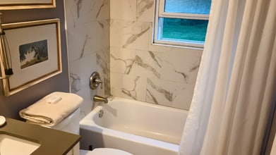 1201 Delk Dr in High Point, NC - Building Photo - Building Photo