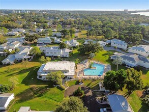 3280 37th Way S in St. Petersburg, FL - Building Photo - Building Photo