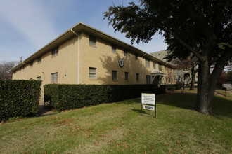 McKinney Arms Apartments in Dallas, TX - Building Photo - Building Photo