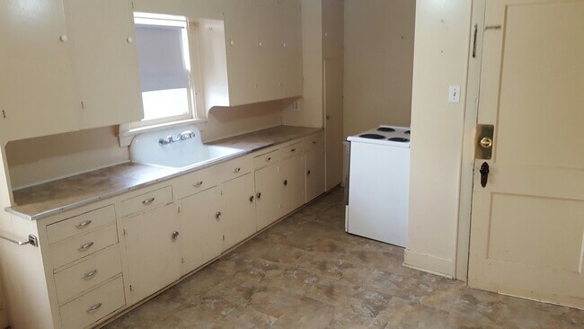 707 8th Ave SE in Austin, MN - Building Photo - Building Photo