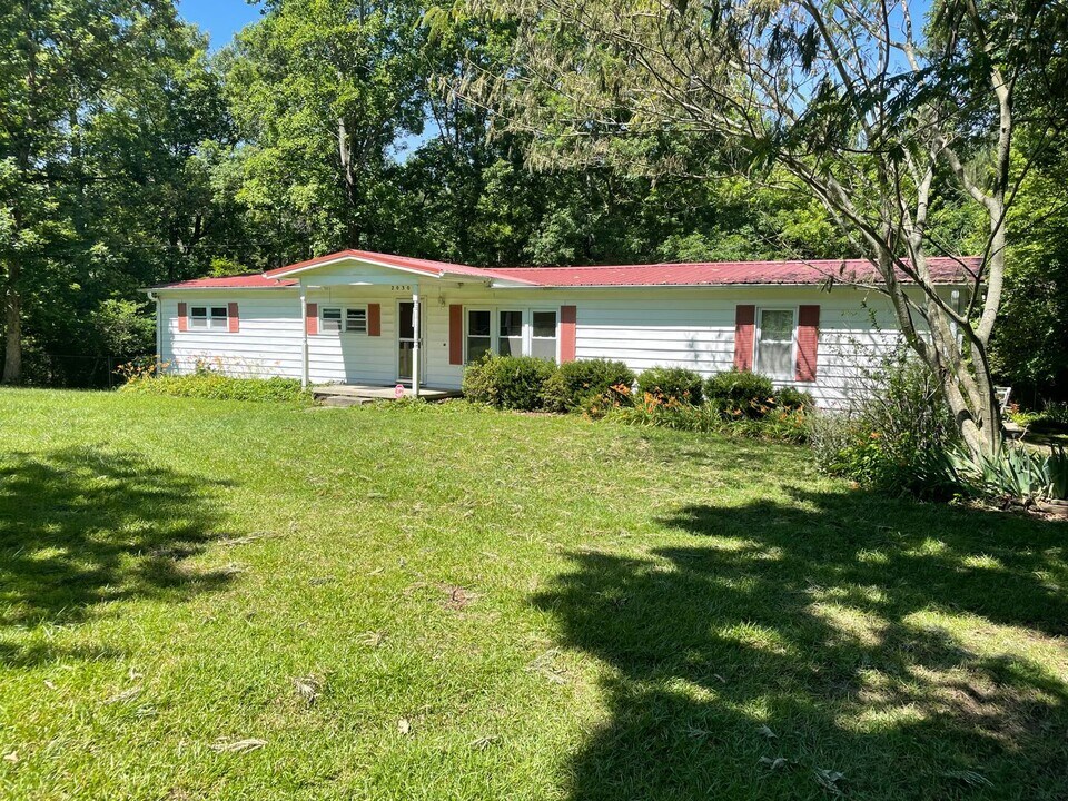 2030 Stewart Hutchens Rd in McLeansville, NC - Building Photo