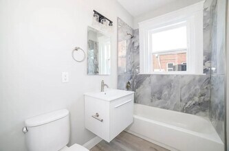 566-572-572 Main St in Shrewsbury, MA - Building Photo - Building Photo