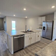 4384 White Cedar Ct in Pace, FL - Building Photo - Building Photo