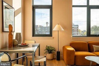 1700 N Front St, Unit 1B-306 in Philadelphia, PA - Building Photo - Building Photo