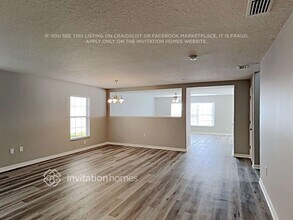 19718 Timberbluff Dr in Land O Lakes, FL - Building Photo - Building Photo