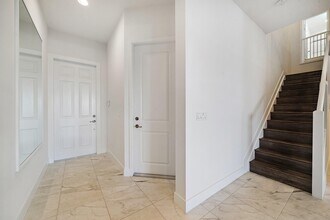 4925 Pointe Midtown Way in Palm Beach Gardens, FL - Foto de edificio - Building Photo