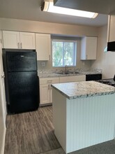 Peppertree Village Apartments in Lakeland, FL - Building Photo - Building Photo