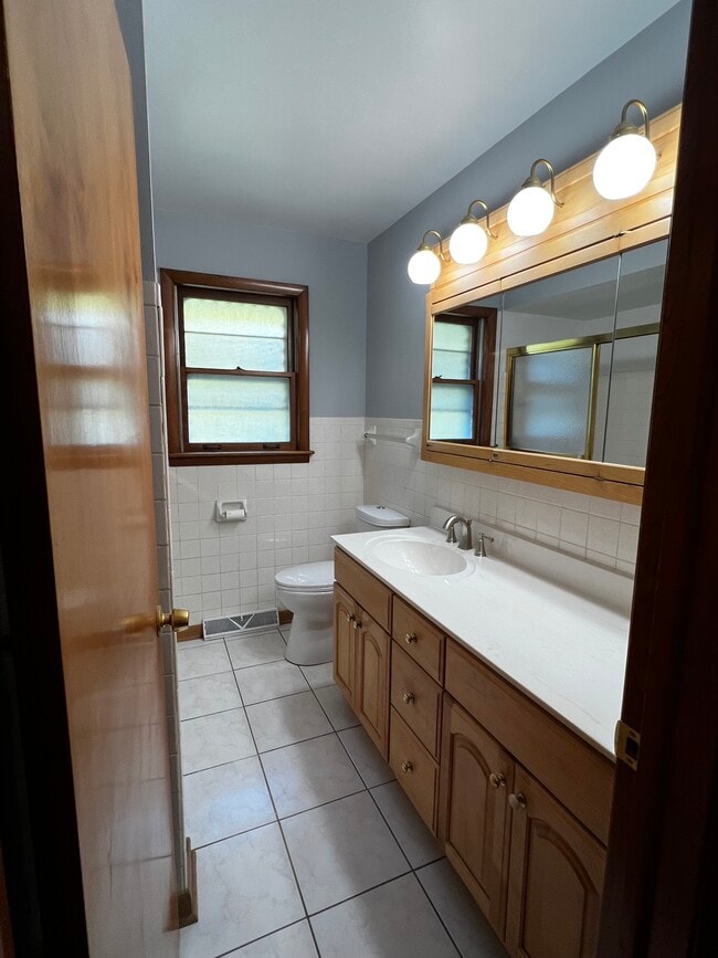 property at 5341 Grand Ave