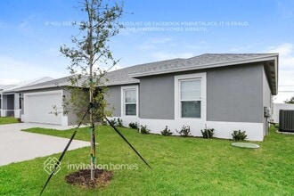 1306 SW Del Rio Blvd in Port St. Lucie, FL - Building Photo - Building Photo