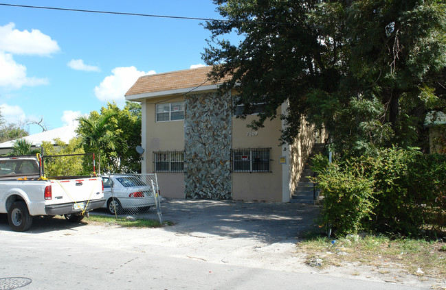 7509 NE 3rd Ave in Miami, FL - Building Photo - Building Photo