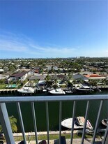 2350 NE 135th St in North Miami, FL - Building Photo