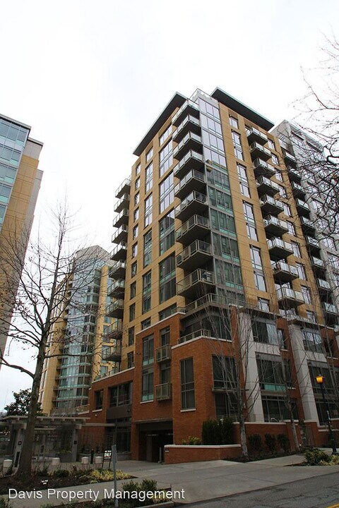 910 Lenora St-Unit -#702 in Seattle, WA - Building Photo