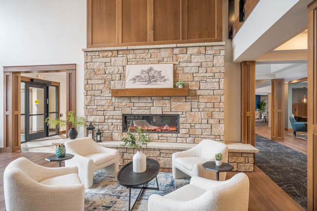 Jeffers Waterfront Apartments in Prior Lake, MN - Foto de edificio - Lobby