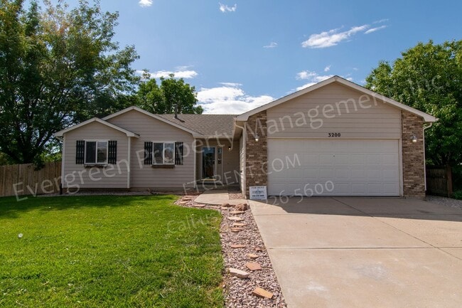3200 Mammoth Cir