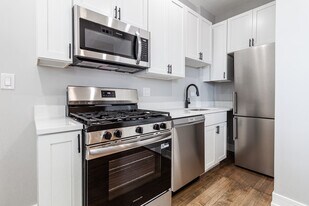 3830 N Wilton Ave in Chicago, IL - Building Photo