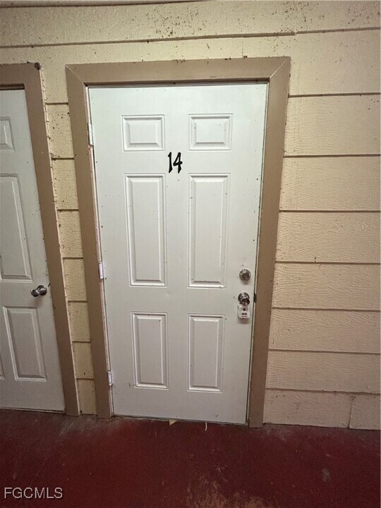 211 Park Ave in La Belle, FL - Building Photo