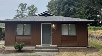 13100 86 Ave E in South Hill, WA - Building Photo