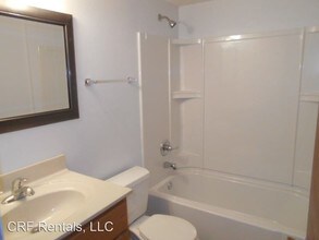 215 Baltimore St in Waterloo, IA - Building Photo - Building Photo