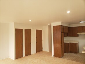 4473 Jeanne-D'arc Av in Montréal, QC - Building Photo - Building Photo