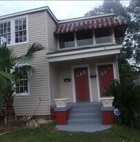 333-333 S Acadian Thruway