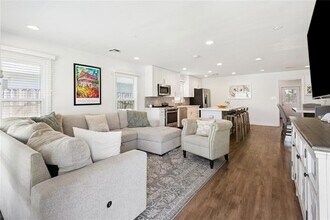 940 Florida Blvd in New Orleans, LA - Foto de edificio - Building Photo