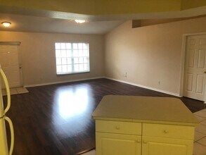 2805 NW 5th Pl in Cape Coral, FL - Building Photo - Building Photo