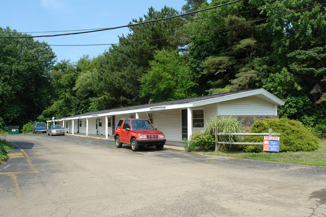 3080 W 12th St in Erie, PA - Building Photo