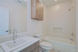5308 Vision St in Rio Grande City, TX - Building Photo - Building Photo
