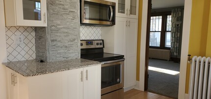 332 E 5th St in New Richmond, WI - Building Photo - Building Photo