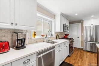 616 Forest Ave in Rye, NY - Building Photo - Building Photo
