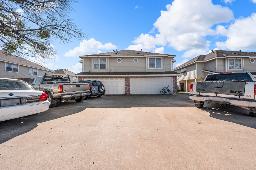 2537 S 3rd St in Waco, TX - Building Photo