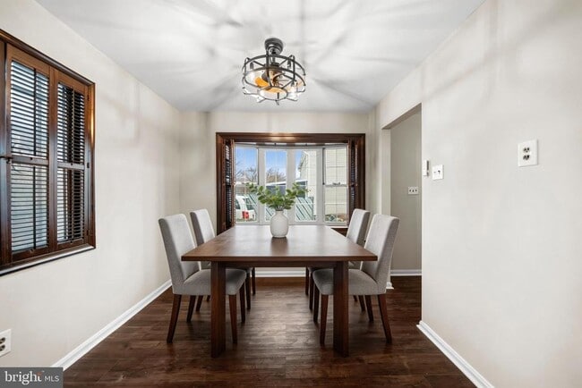 property at 813 Delafield St NE