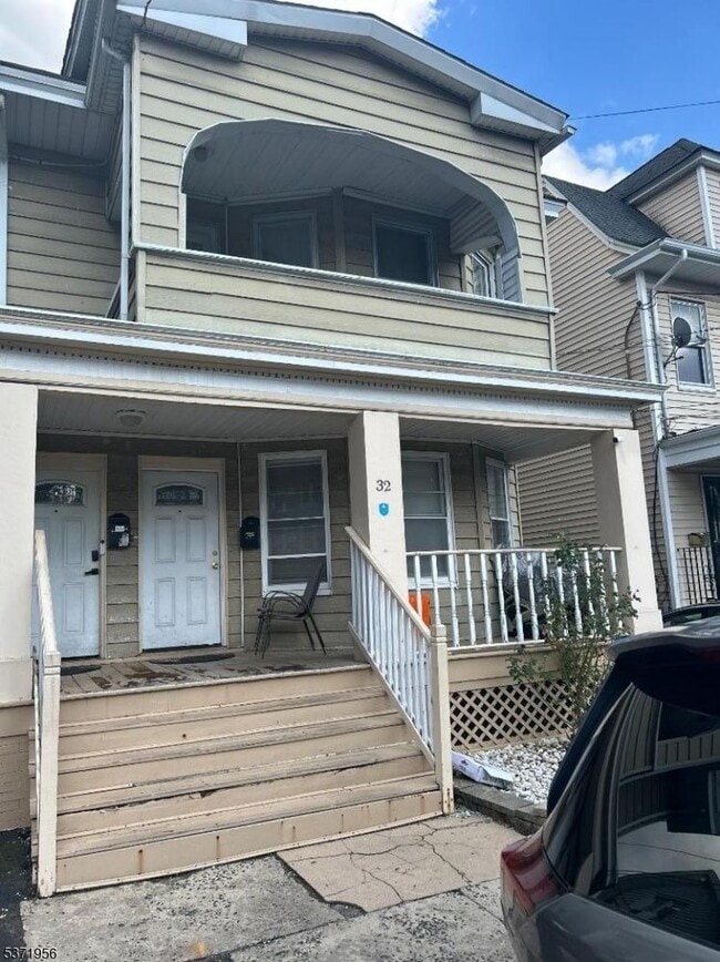 property at 32 Sherman Pl