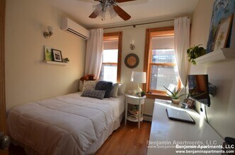 137 Charles St in Boston, MA - Building Photo - Building Photo