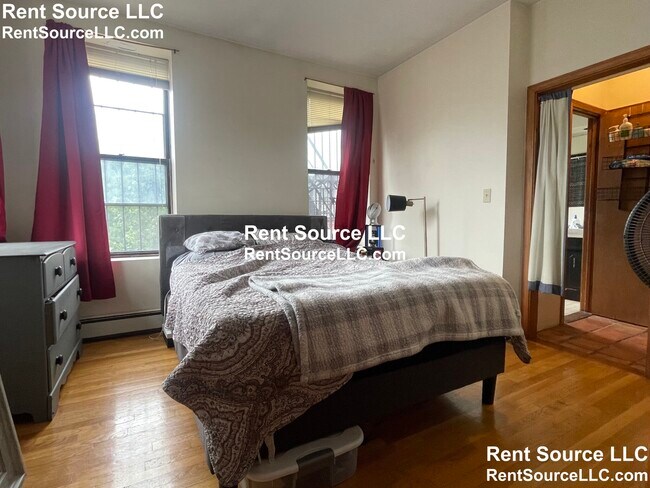 31 Fort Ave in Boston, MA - Building Photo - Building Photo