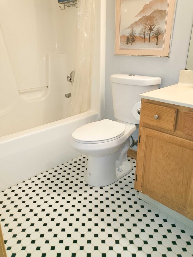 5657 Sugarberry Dr SE in Grand Rapids, MI - Building Photo - Building Photo