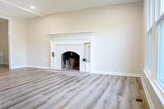 12701 Carlsbad Ct in Herndon, VA - Building Photo - Building Photo