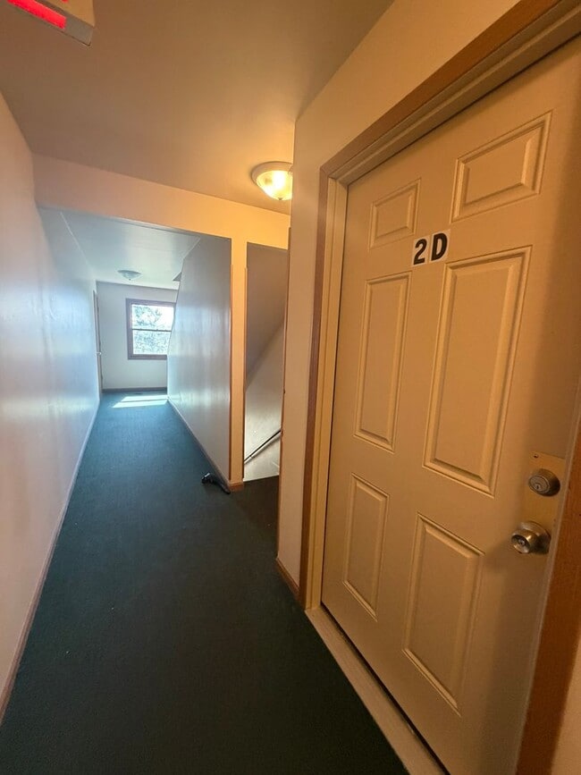 4312 W Shamrock Ln in McHenry, IL - Building Photo - Building Photo