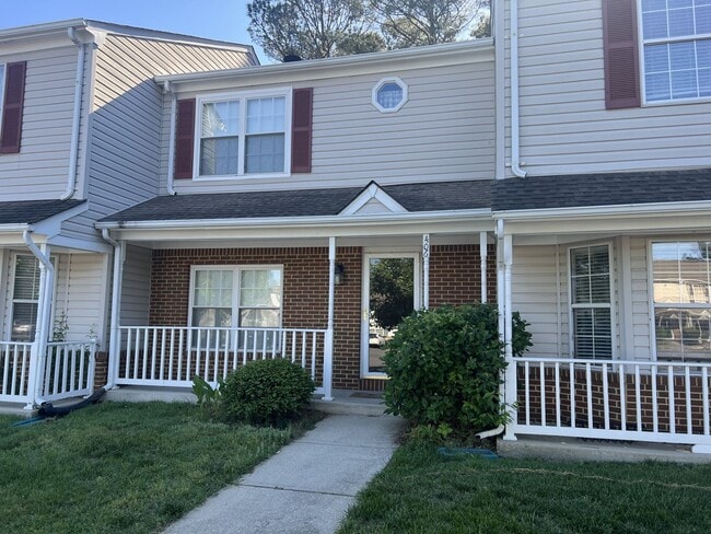 property at 406 Crescent Ct